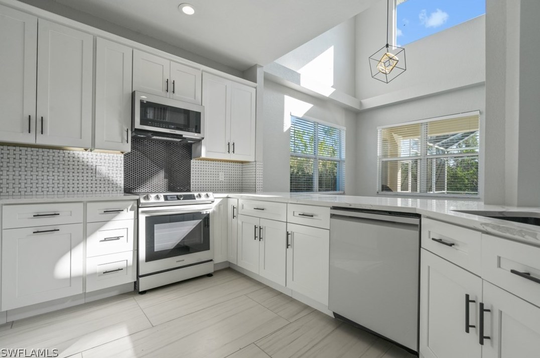 15381 Briarcrest Cir, Fort Myers FL  33912-6398 exterior