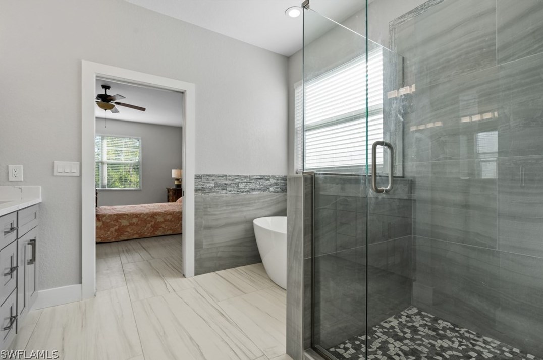 15381 Briarcrest Cir, Fort Myers FL  33912-6398 exterior