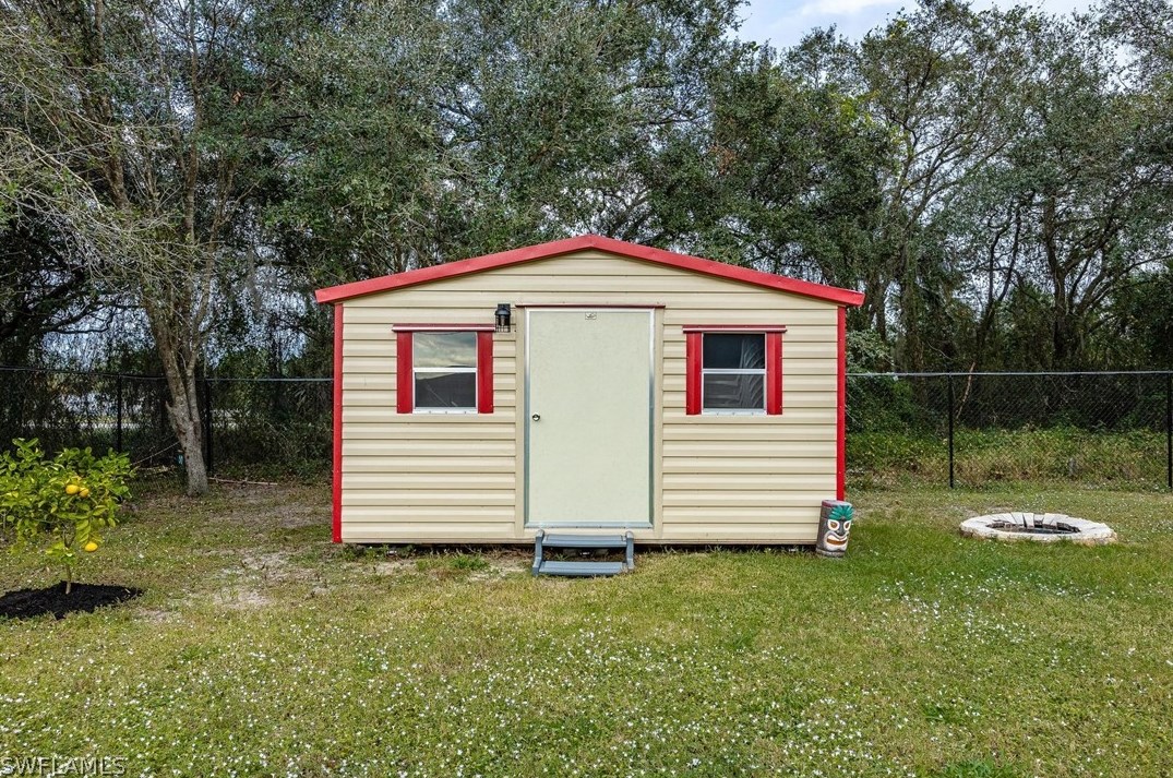 2029 Detroit Dr, Labelle FL  33935-5396 exterior