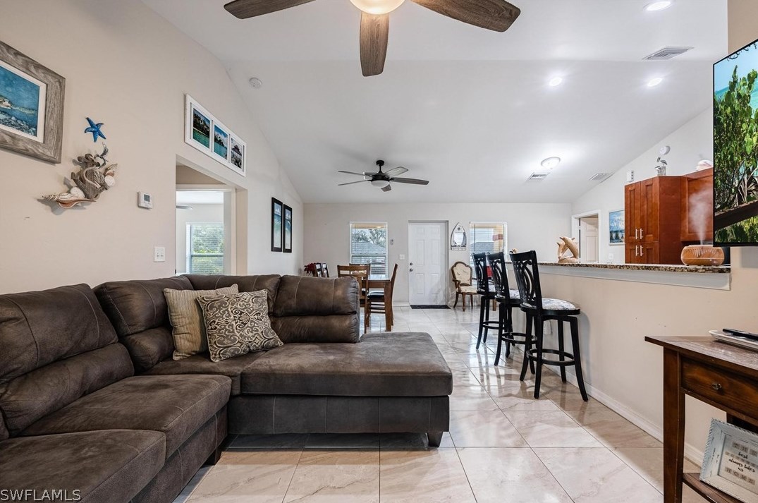 2029 Detroit Dr, Labelle FL  33935-5396 exterior