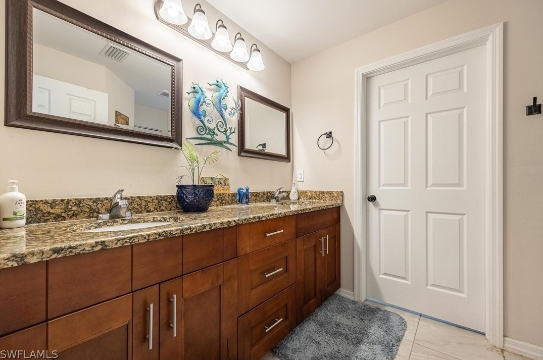 2029 Detroit Dr, Labelle FL  33935-5396 exterior