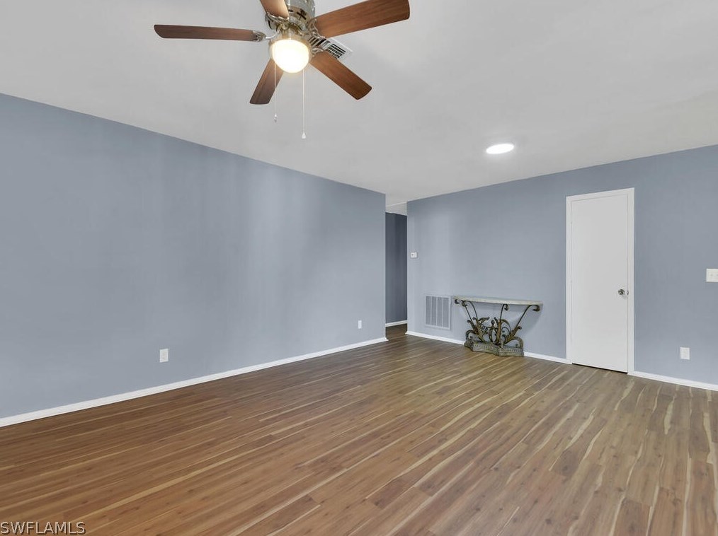 7563 Captiva Blvd, Fort Myers FL  33967-6121 exterior