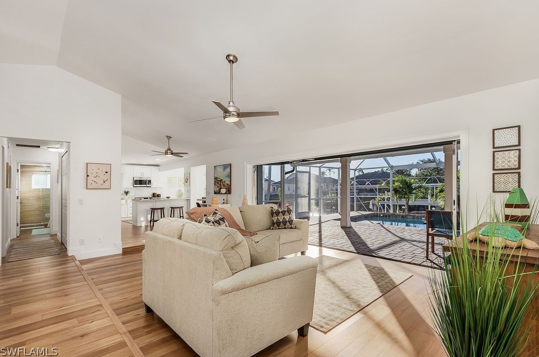 4416 5th Ave, Cape Coral FL  33914-7559 exterior