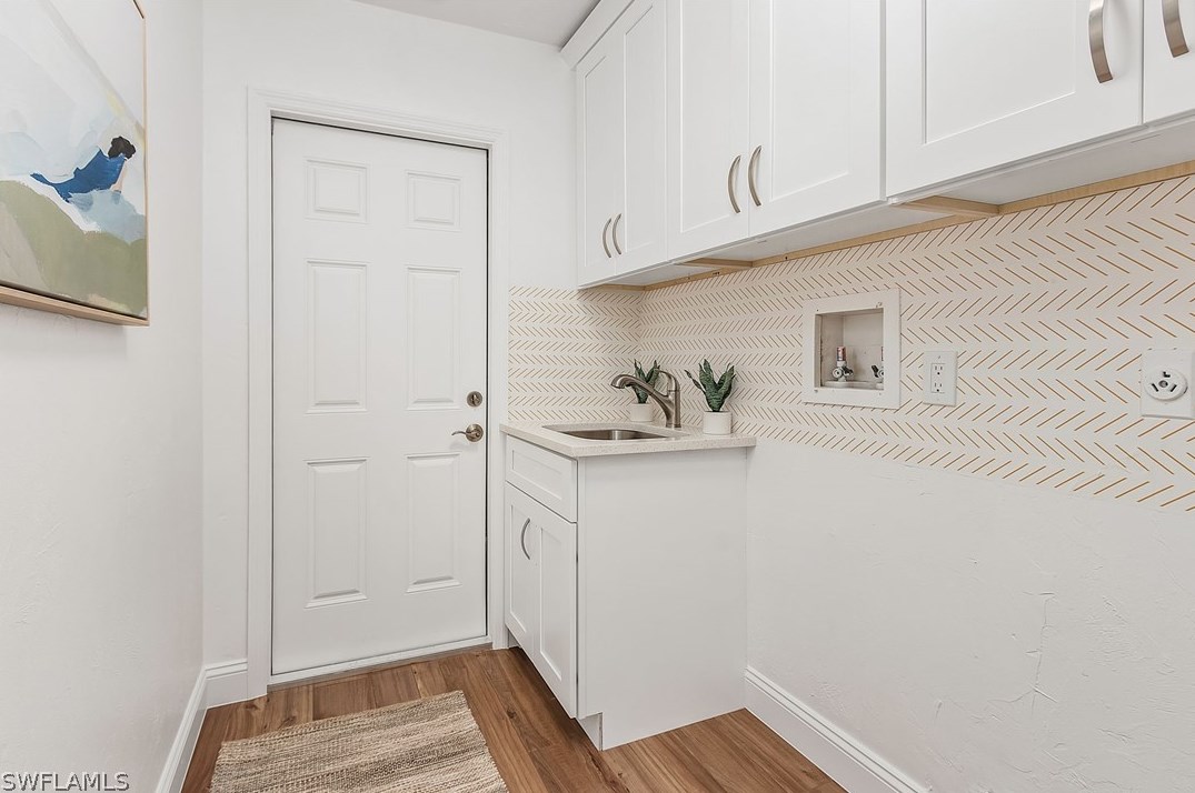 4416 5th Ave, Cape Coral FL  33914-7559 exterior