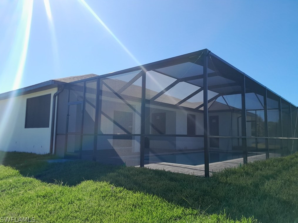 715 6th St, Cape Coral FL  33991-1932 exterior