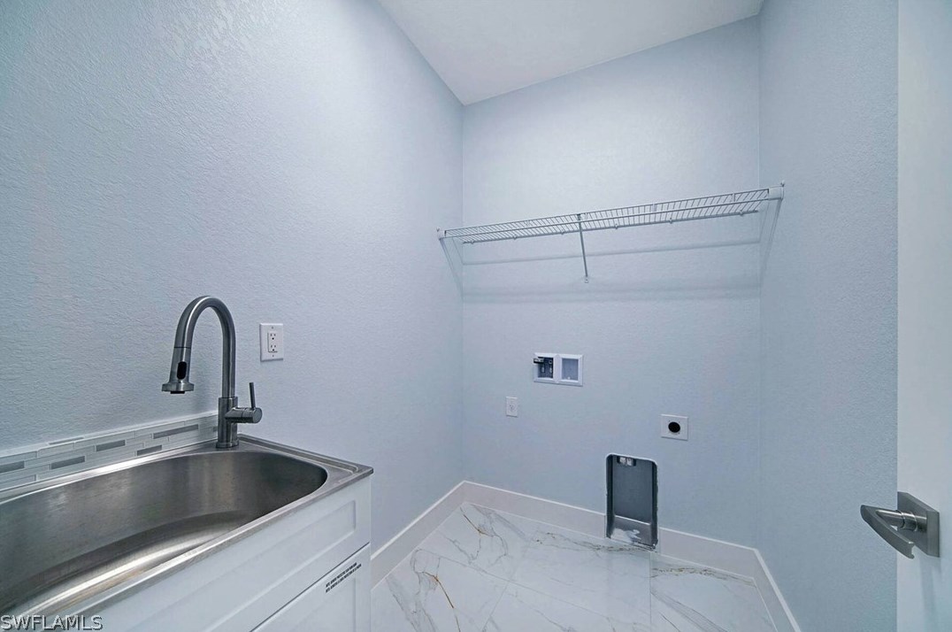 715 6th St, Cape Coral FL  33991-1932 exterior