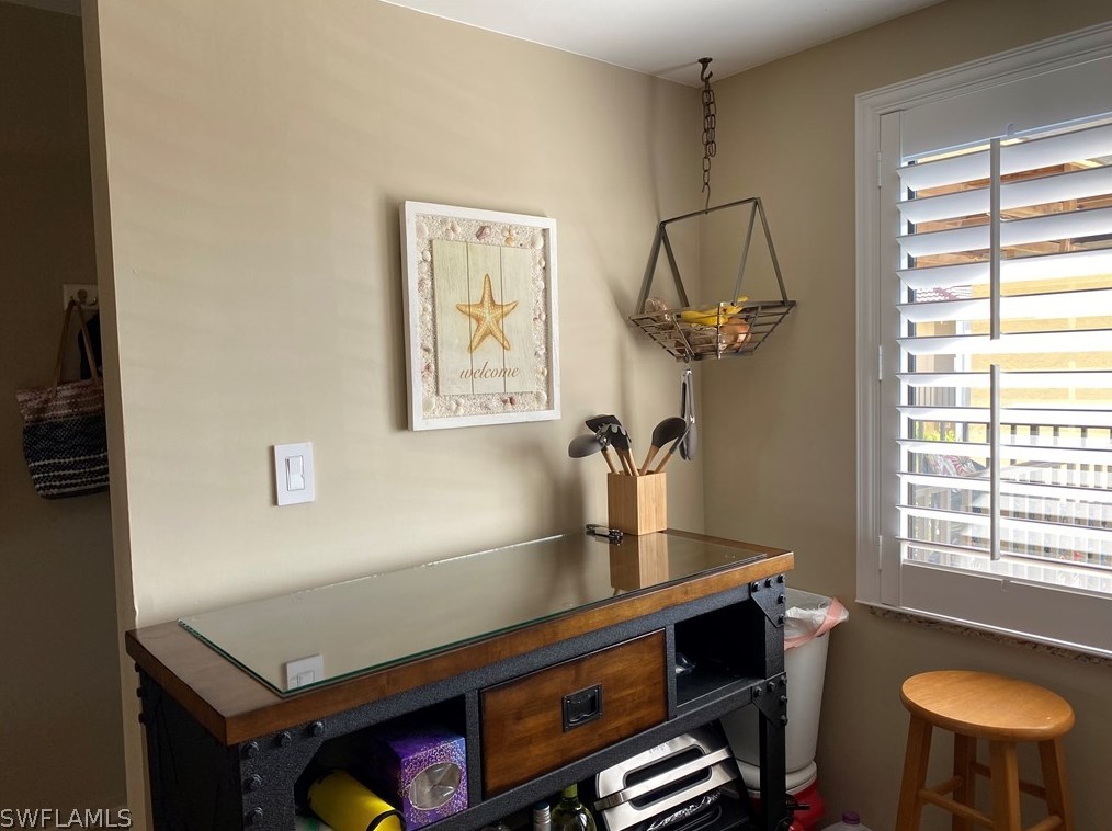 11220 Caravel Cir, Fort Myers FL  33908-1205 exterior