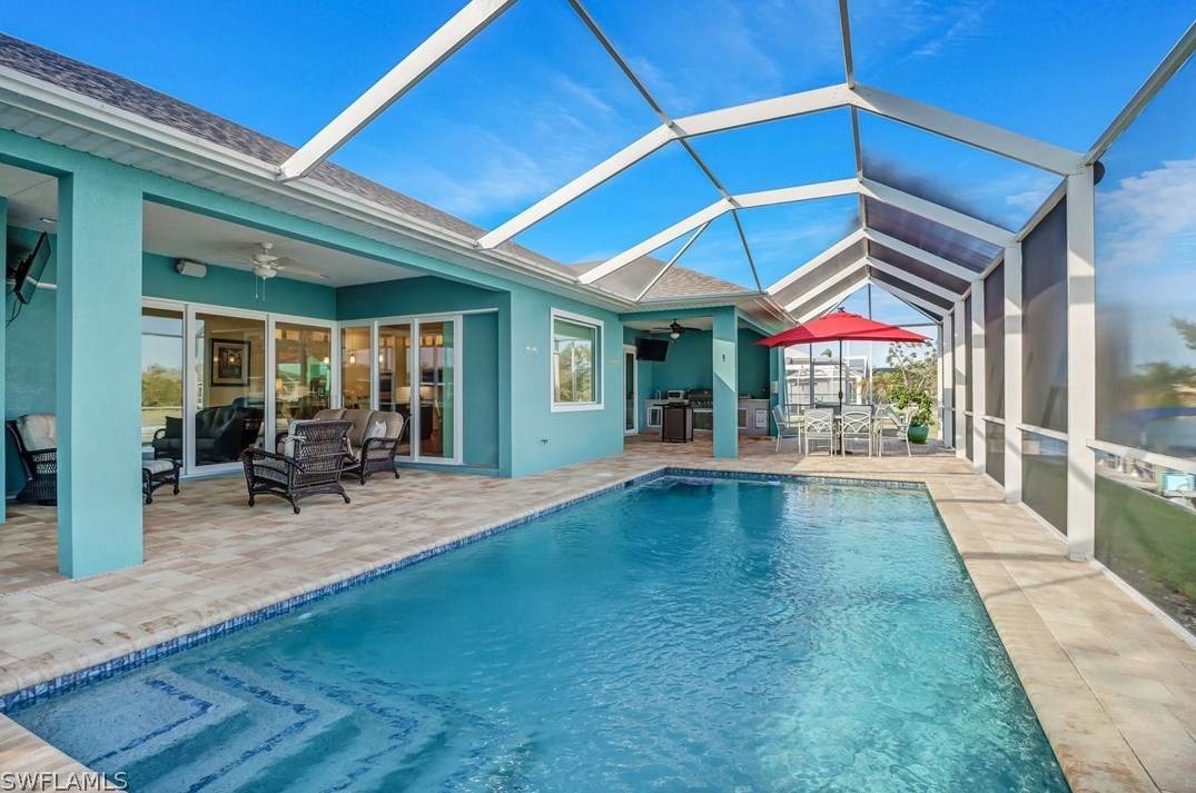 111 12th Ter, Cape Coral FL  33909-1112 exterior