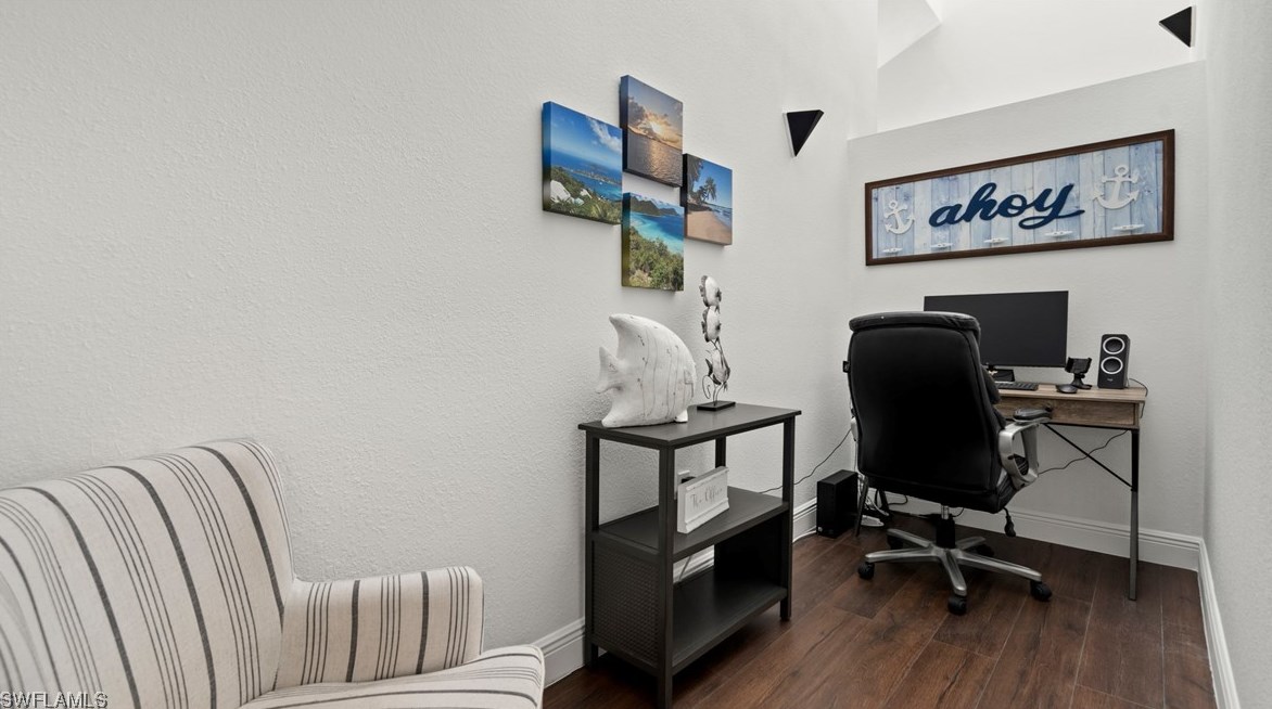 5412 Harbour Castle Dr, Fort Myers FL  33907-7841 exterior