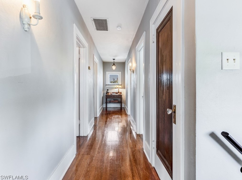 1249 Osceola Dr, Fort Myers FL exterior