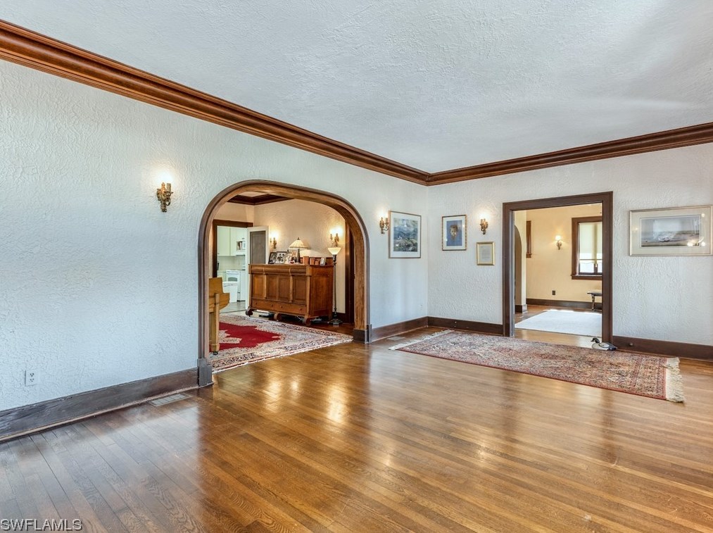 1249 Osceola Dr, Fort Myers FL exterior