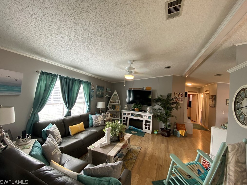 14513 Nathan Hale Ln, Fort Myers FL  33917-9041 exterior