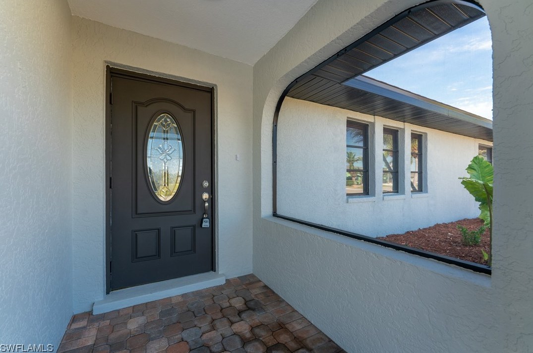 213 Mocha Ct, Punta Gorda FL  33983-5346 exterior