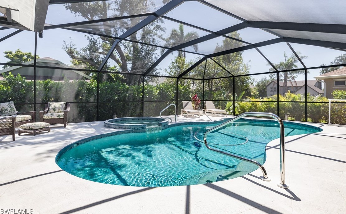 6626 Kestrel Cir, Fort Myers FL  33966-1365 exterior