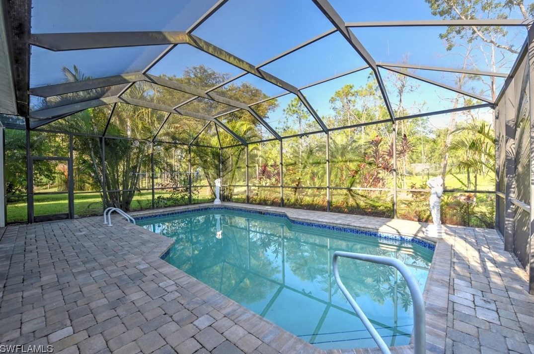 9772 Blue Stone Cir, Fort Myers FL  33913-6723 exterior