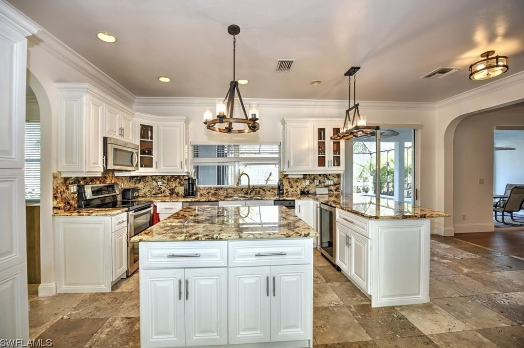 9772 Blue Stone Cir, Fort Myers FL  33913-6723 exterior