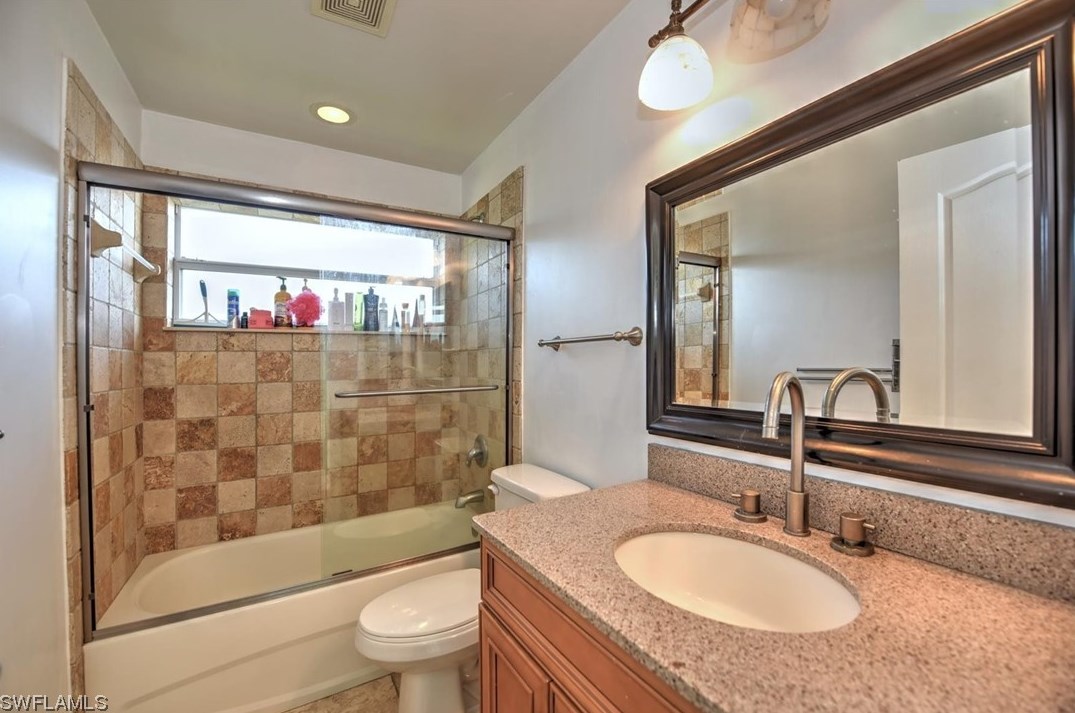 9772 Blue Stone Cir, Fort Myers FL  33913-6723 exterior