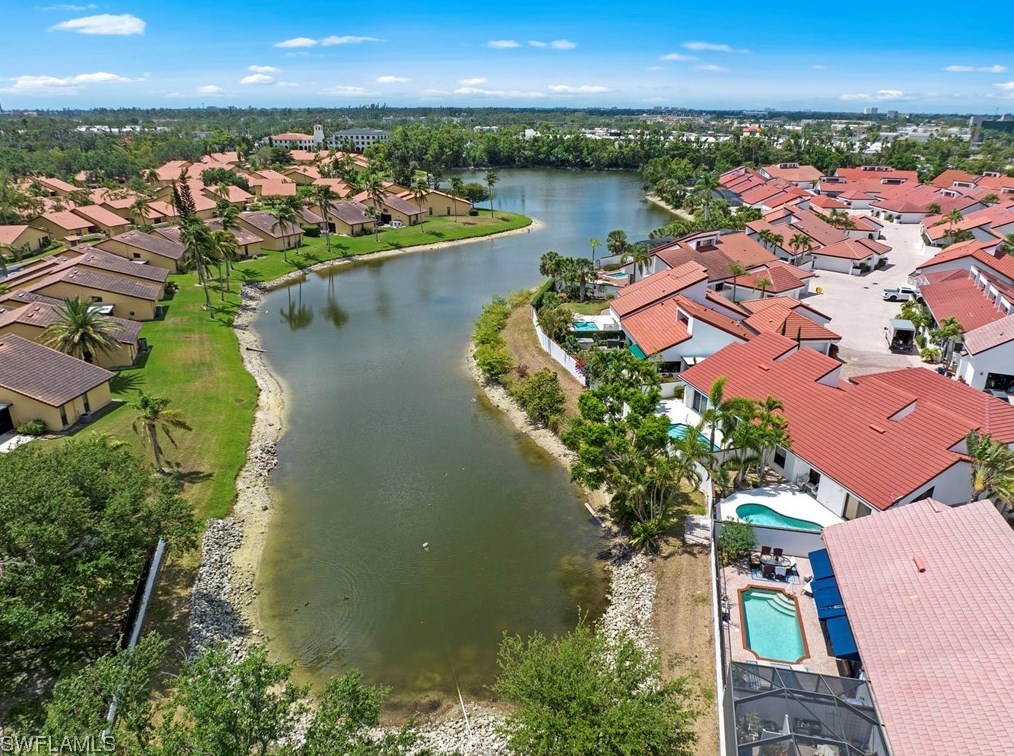 5470 Harbour Castle Dr, Fort Myers FL 33907-7846 exterior