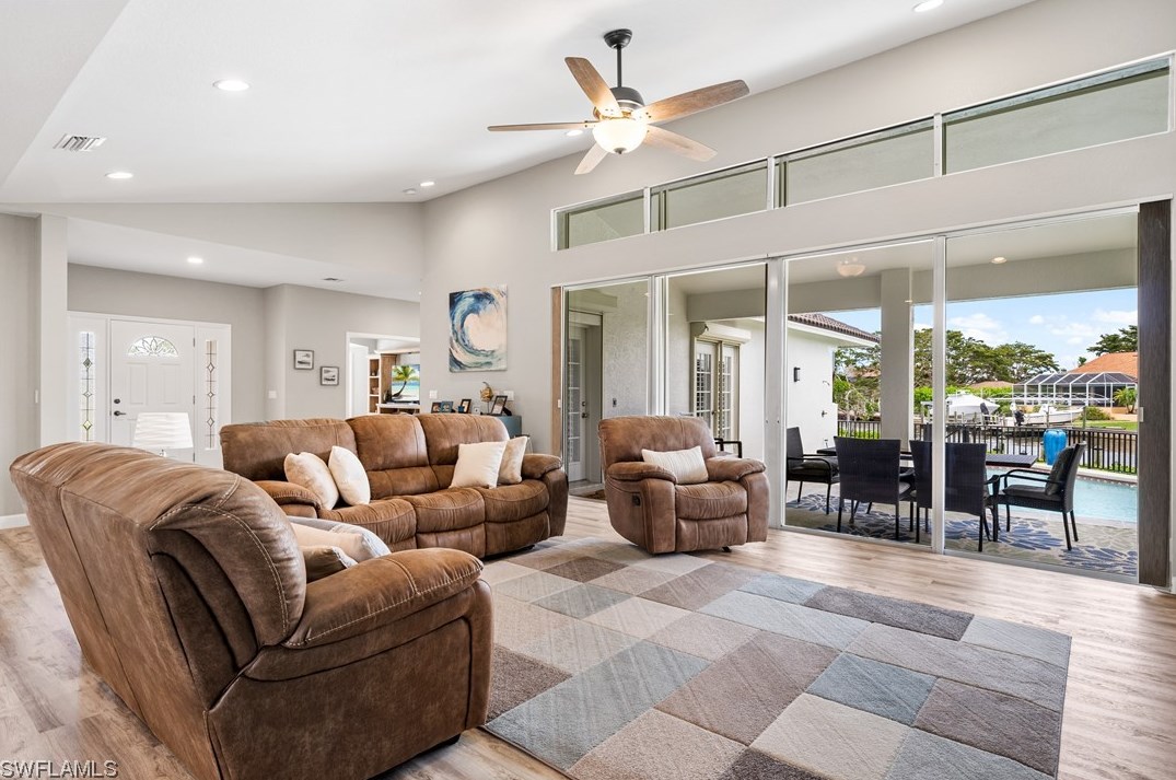 15071 Intracoastal Ct, Fort Myers FL  33908-6807 exterior