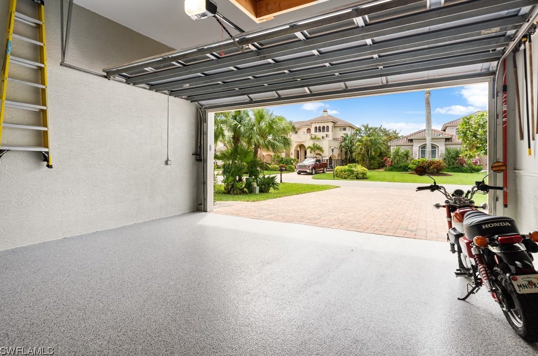 15071 Intracoastal Ct, Fort Myers FL  33908-6807 exterior