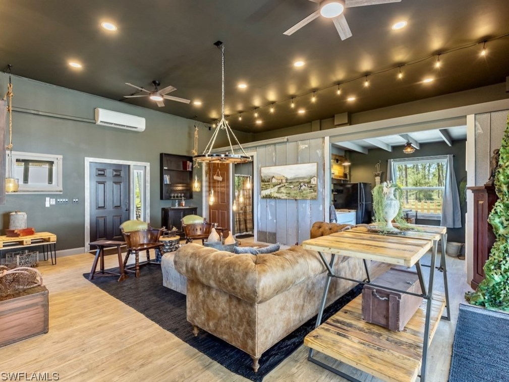 18731 Fichters Creek Ln, Alva FL  33920-3232 exterior