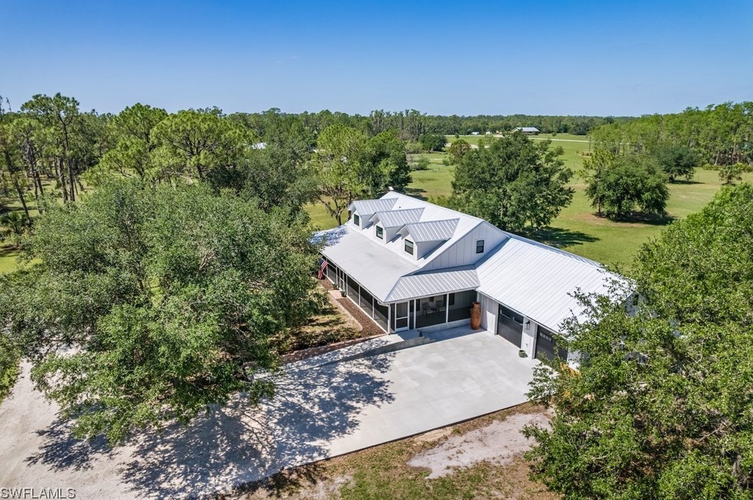 18731 Fichters Creek Ln, Alva FL  33920-3232 exterior