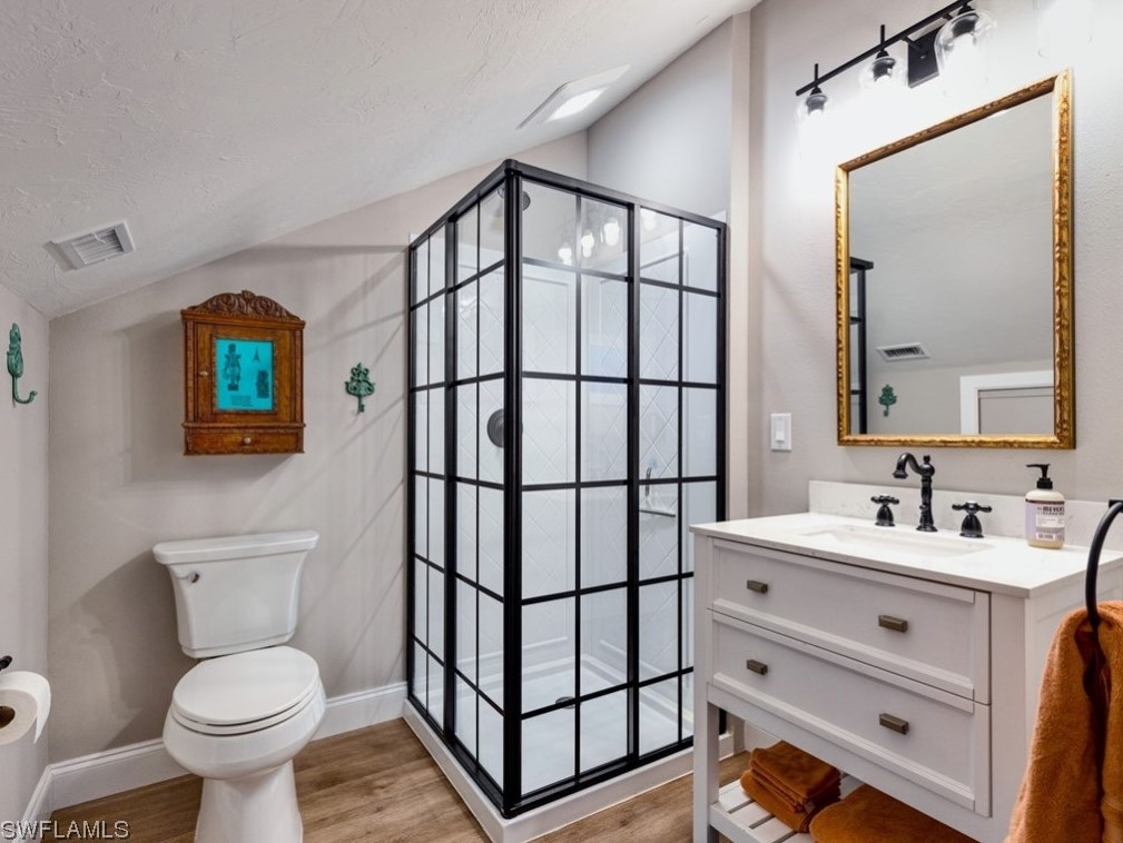 18731 Fichters Creek Ln, Alva FL  33920-3232 exterior