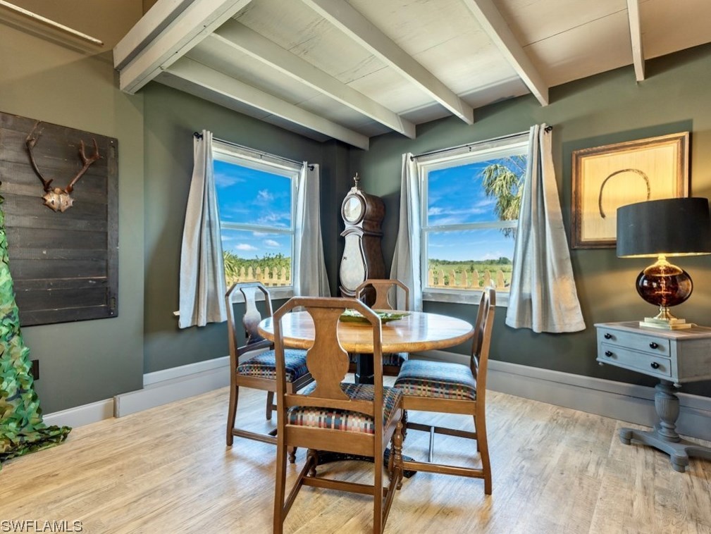 18731 Fichters Creek Ln, Alva FL  33920-3232 exterior