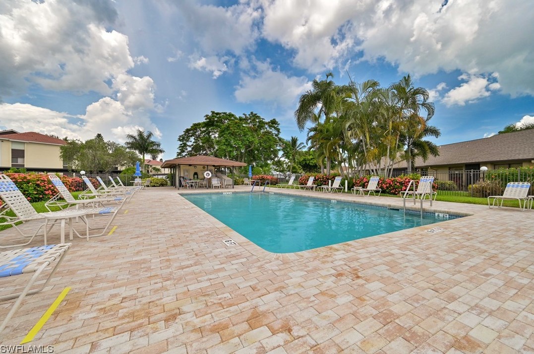 11220 Caravel Cir, Fort Myers FL  33908-1205 exterior