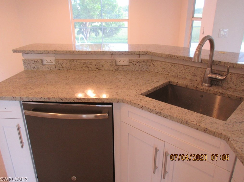 918 13th St, Cape Coral FL  33909-1411 exterior