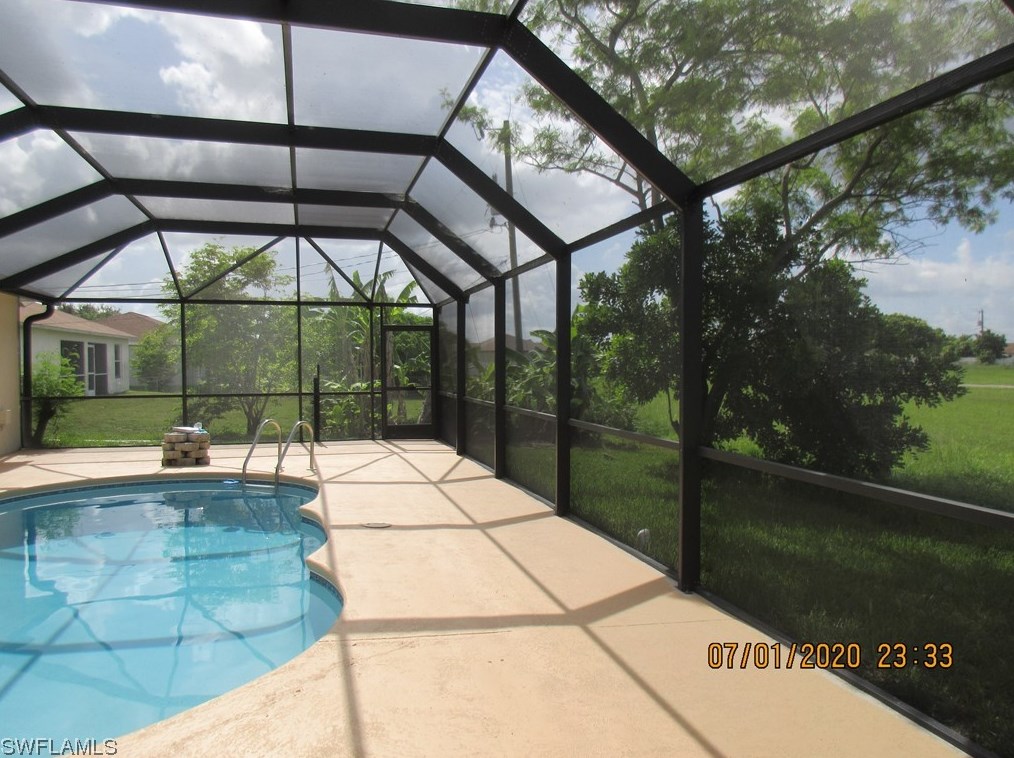 918 13th St, Cape Coral FL  33909-1411 exterior