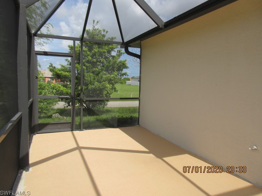 918 13th St, Cape Coral FL  33909-1411 exterior