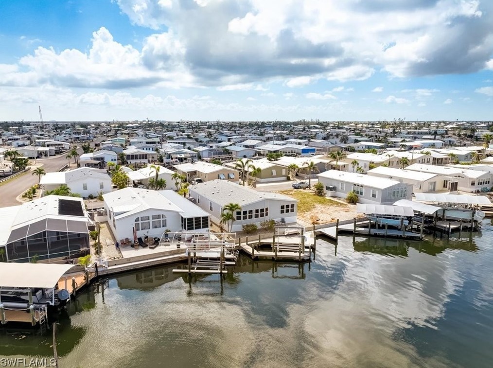 3057 Sloop Ln, Saint James City, FL 33956