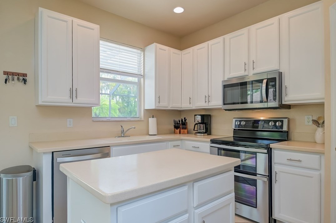 15453 Briarcrest Cir, Fort Myers FL 33912-6322 exterior