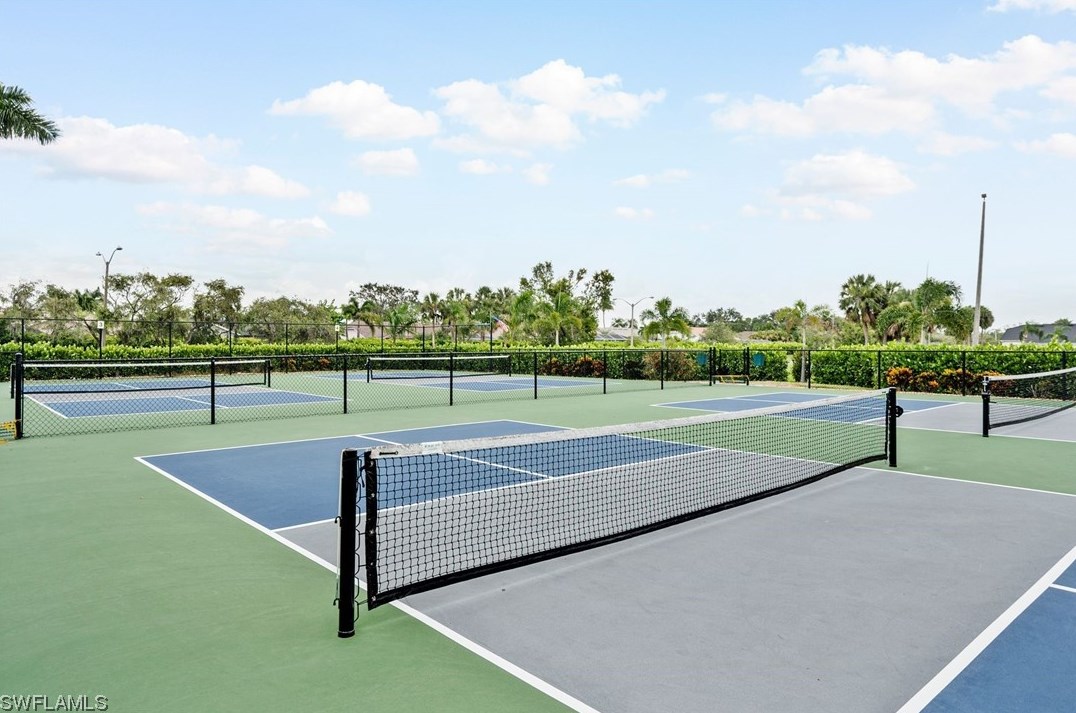 12671 Allendale Cir, Fort Myers FL 33912-4695 exterior