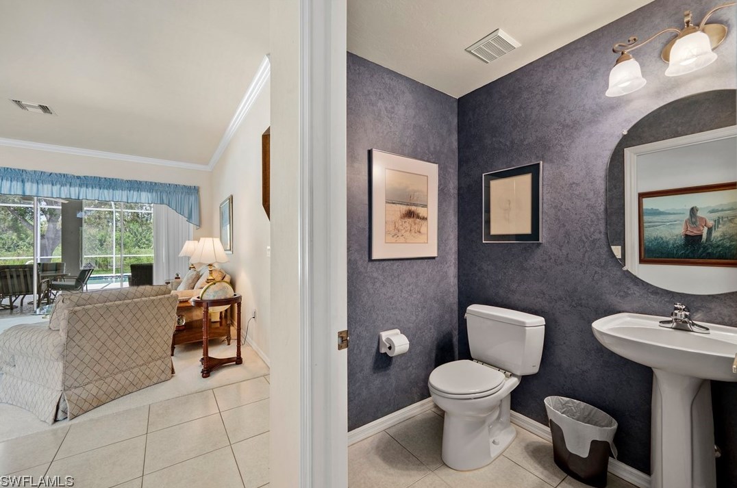 12671 Allendale Cir, Fort Myers FL 33912-4695 exterior