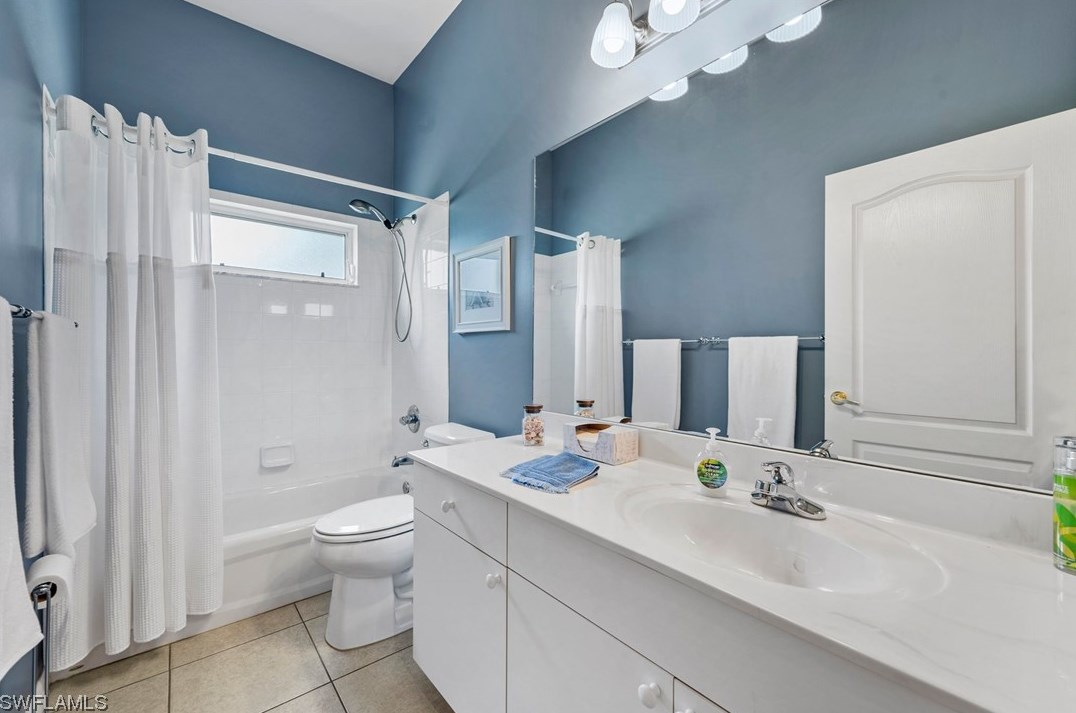 12671 Allendale Cir, Fort Myers FL 33912-4695 exterior