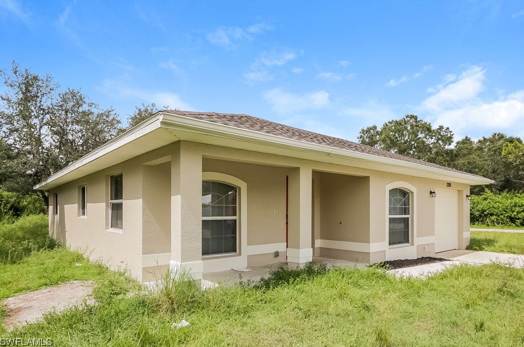 3208 46th St Sw, Lehigh Acres, FL 33976