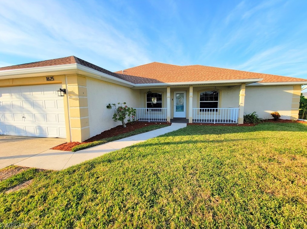 1625 3rd St, Cape Coral FL  33990-5307 exterior