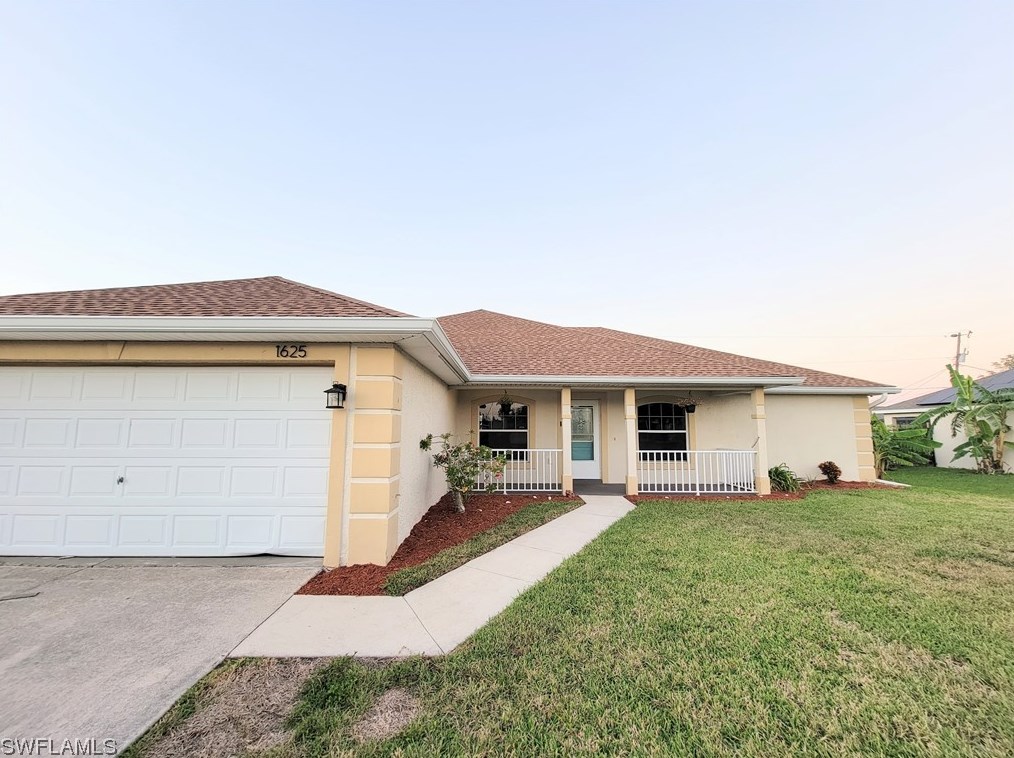 1625 3rd St, Cape Coral FL  33990-5307 exterior