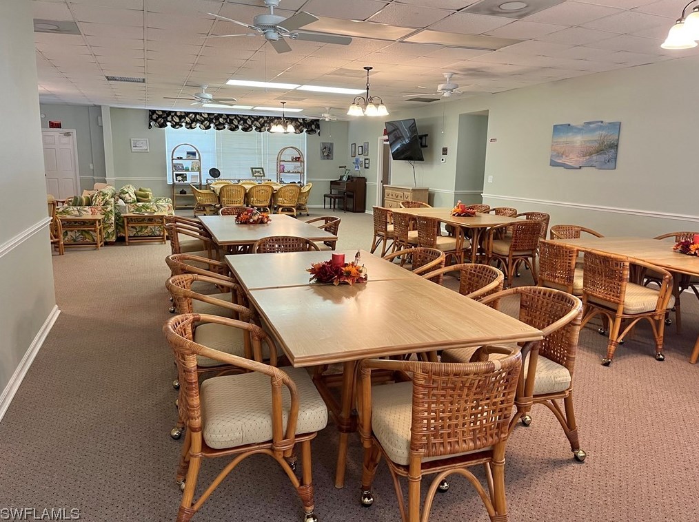 6933 Dog Leg Way, Fort Myers FL  33919-6637 exterior