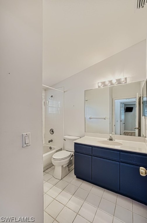 8932 Bracken Way, Fort Myers FL  33908-3635 exterior