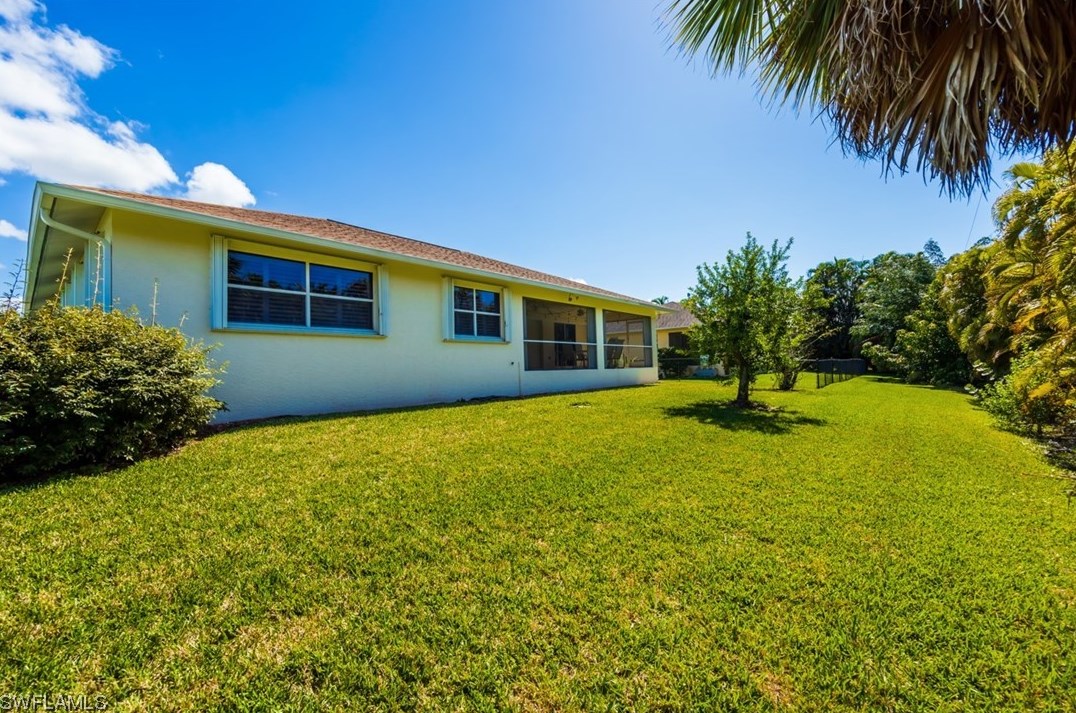 8932 Bracken Way, Fort Myers FL  33908-3635 exterior