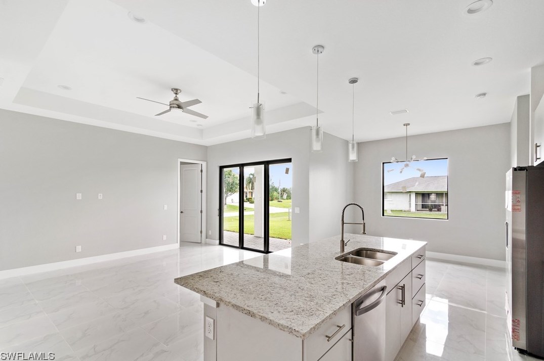 2616 Sw 4th Pl, Cape Coral, FL 33914