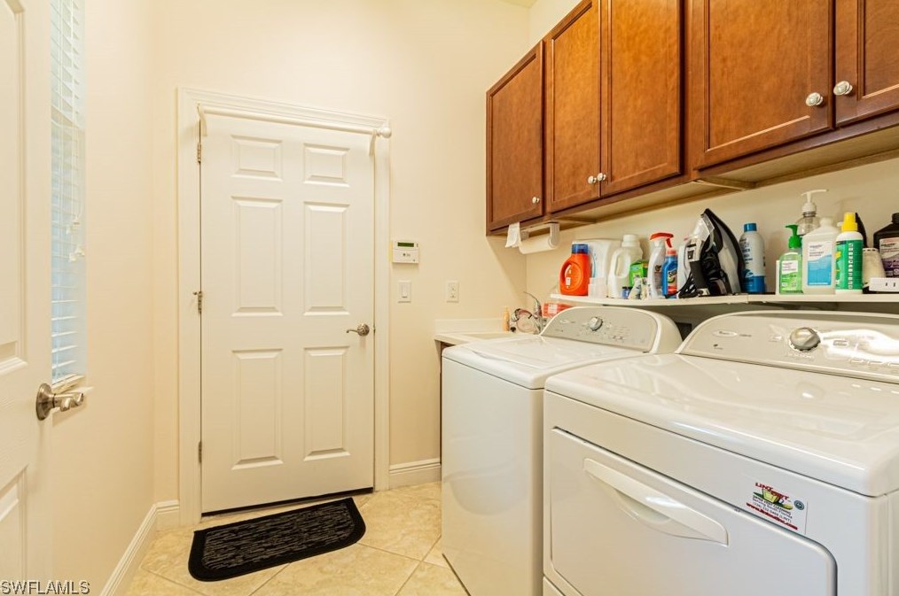 10517 Carena Cir, Fort Myers FL 33913-6819 exterior