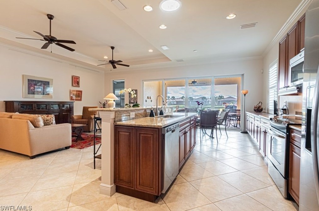 10517 Carena Cir, Fort Myers FL 33913-6819 exterior