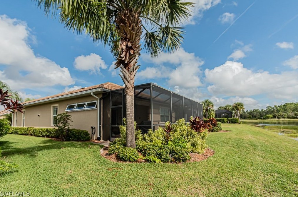 10517 Carena Cir, Fort Myers FL 33913-6819 exterior