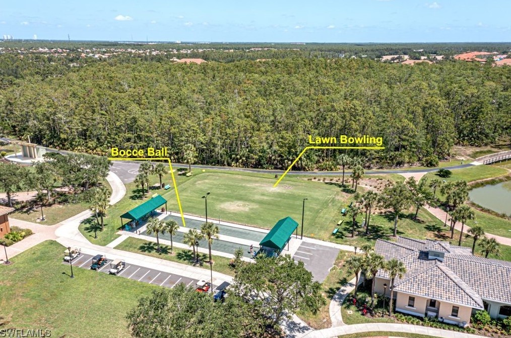 10517 Carena Cir, Fort Myers FL 33913-6819 exterior