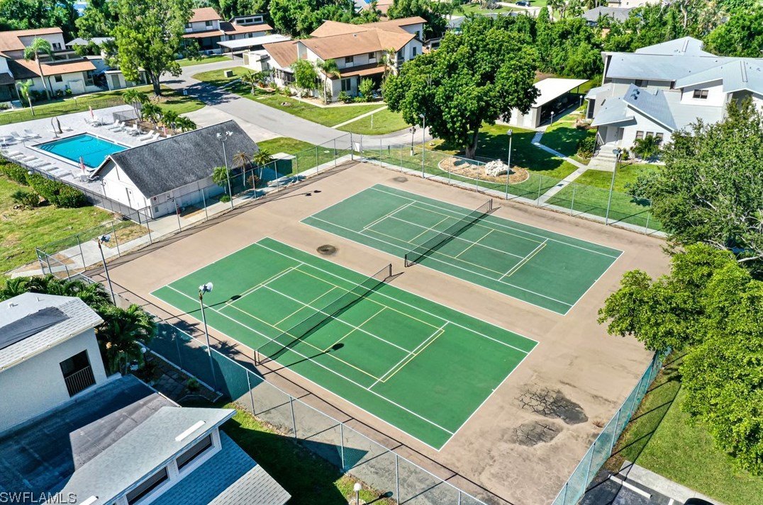 17020 Golfside Cir, Fort Myers FL 33908-5037 exterior