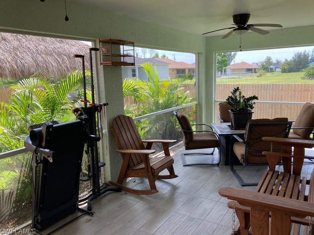 2700 7th Ter, Cape Coral FL  33993-6435 exterior